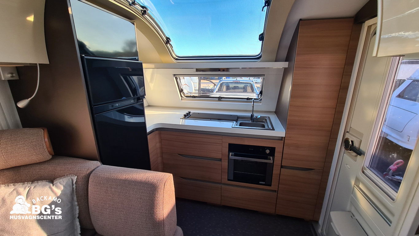 Adria ALPINA 663 HT / 15.000 i valfria tillbehör ingår! - Bild 2