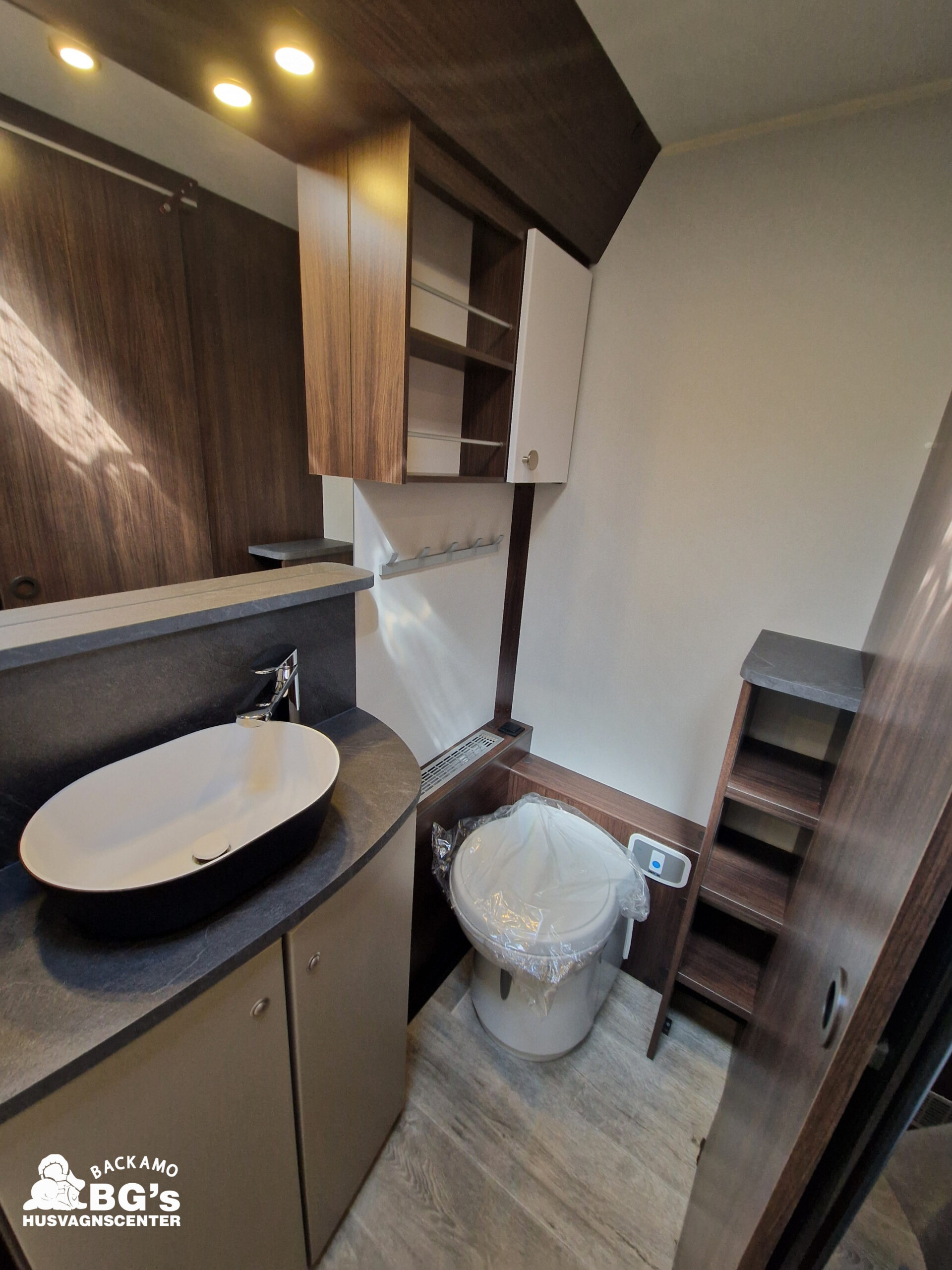 Polar Black Edition 650 BQDA / ACC på köpet! - Bild 9