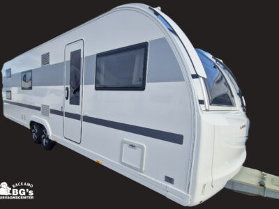 Adria ALPINA 763 UK / 15.000 i valfria tillbehör ingår!