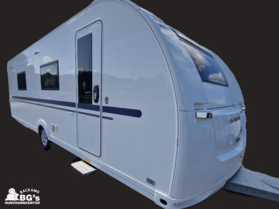 Adria ALPINA 663 HT / Frontkök / Mover