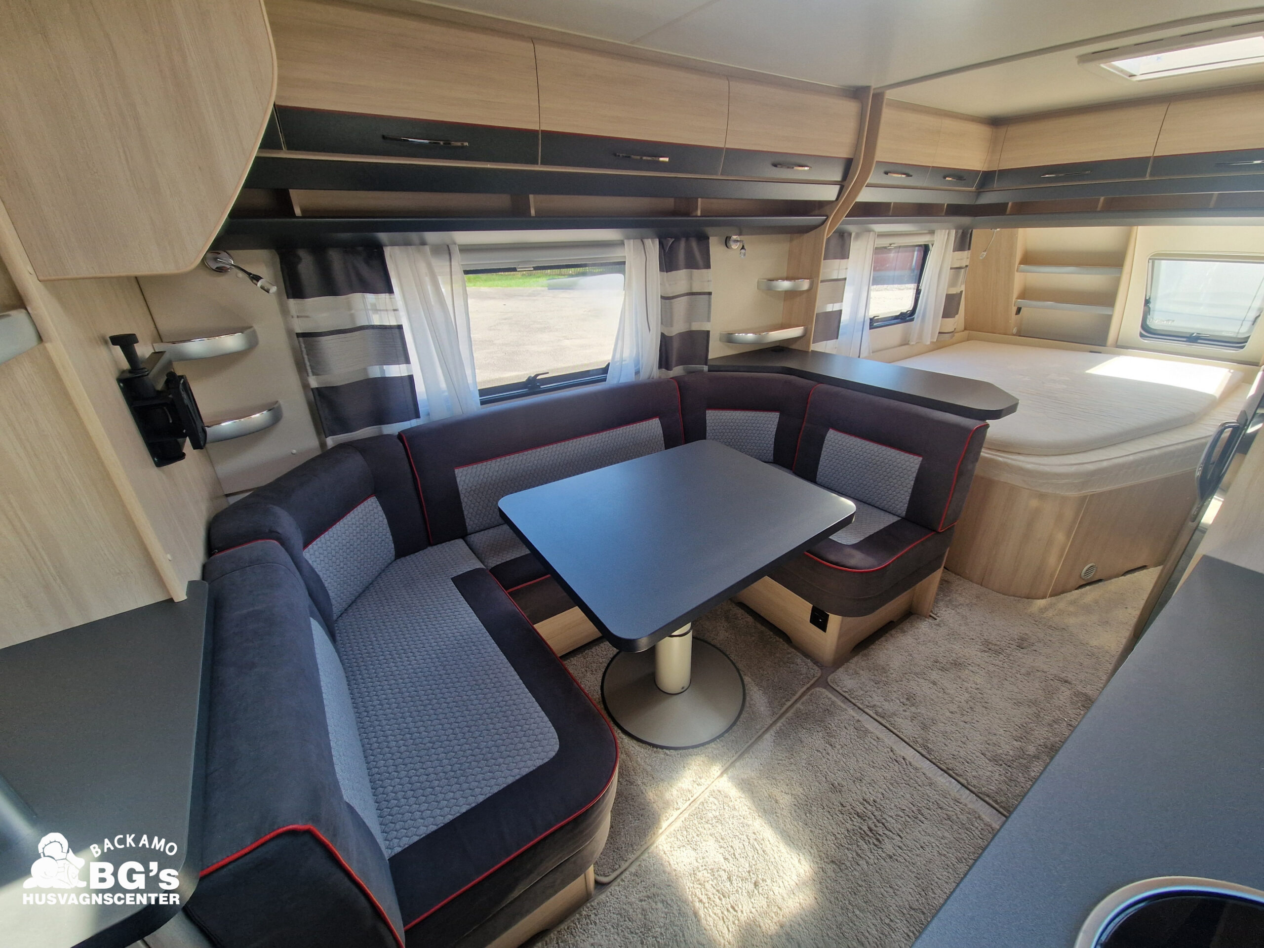 Hobby 650 KMFE DELUXE EDITION - Bild 2